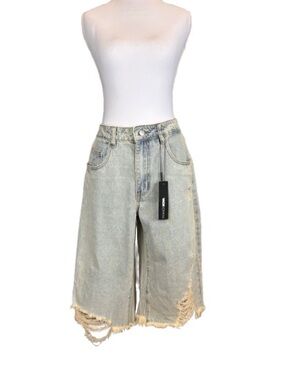 Fashion Nova Distressed Denim Jorts Size 9 Light Wash Baggy Y2K Streetwear